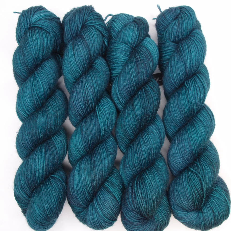 Lanitium ex Machina New Basic Sock