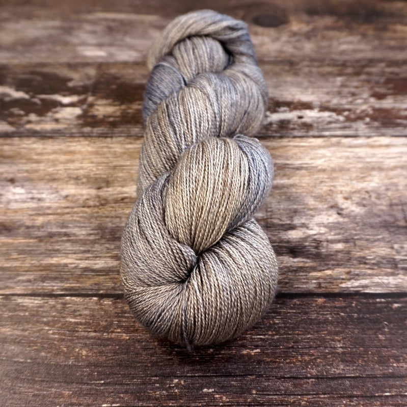 Fyberspates Gleem Lace