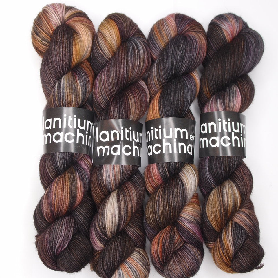 Lanitium ex Machina New Basic Sock