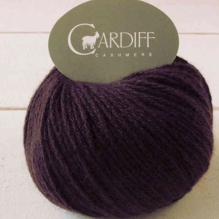 Cardiff Kashmir Classic 6/28 601 Uva
