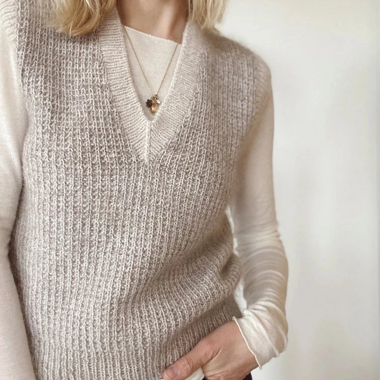 Friday Sliopver V-neck by PetiteKnit