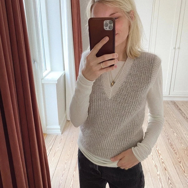 Friday Sliopver V-neck by PetiteKnit