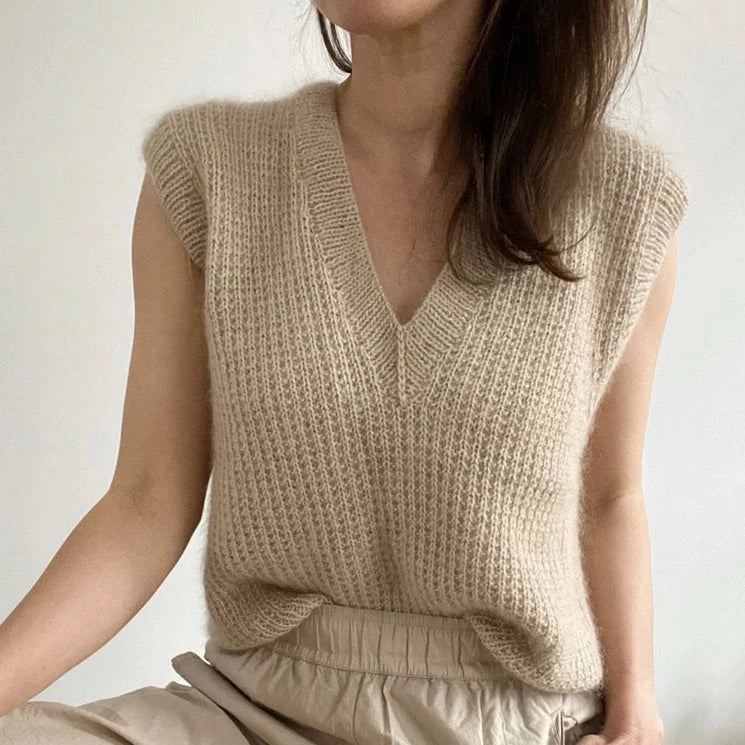 Friday Sliopver V-neck by PetiteKnit