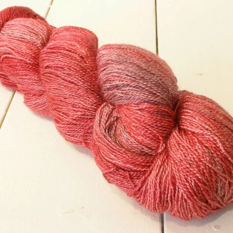 Fyberspates Gleem Lace 700 Spiced Plum