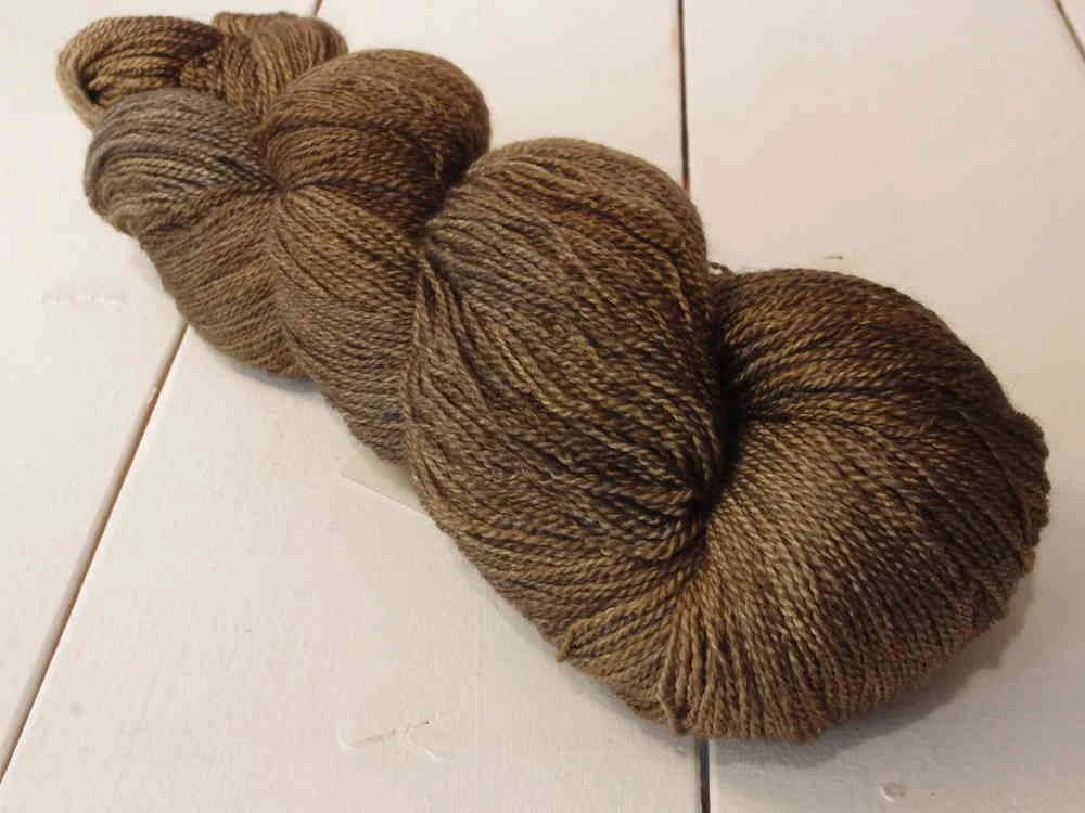 Fyberspates Gleem Lace 703 Silver and Bronze