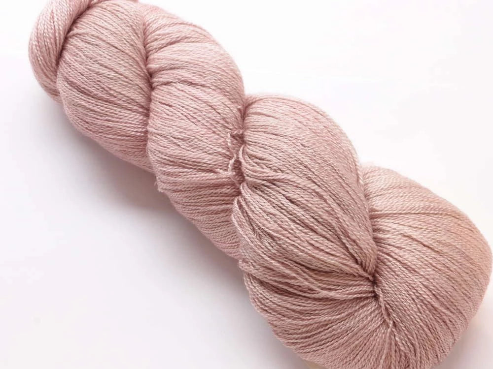 Fyberspates Gleem Lace 723 Blush