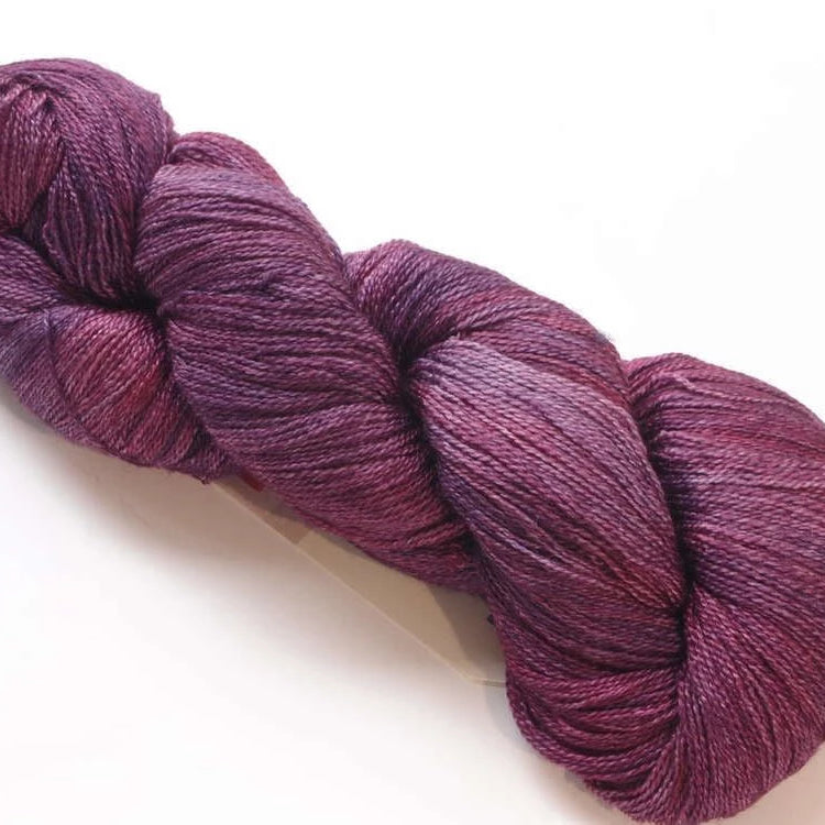 Fyberspates Gleem Lace 719 Grape