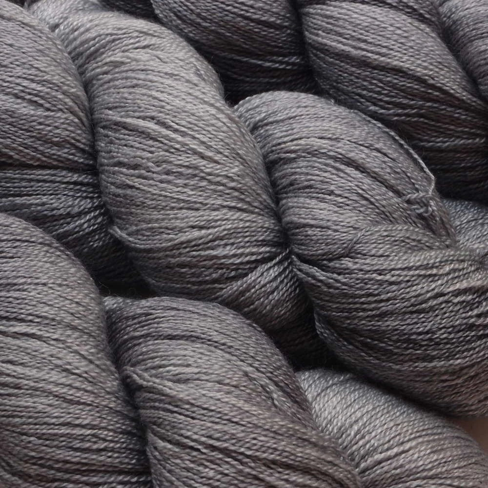 Fyberspates Gleem Lace 713 Slate