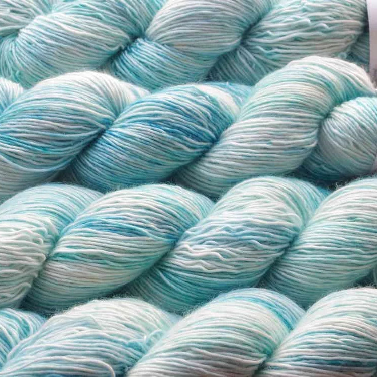 Hedgehog Fibres Skinny Singles Glacier