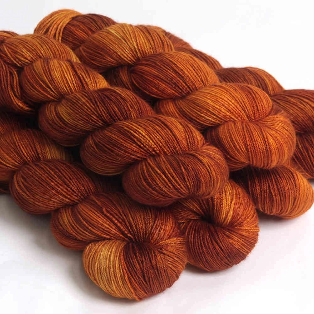 Hedgehog Fibres Skinny Singles Rusty Nail