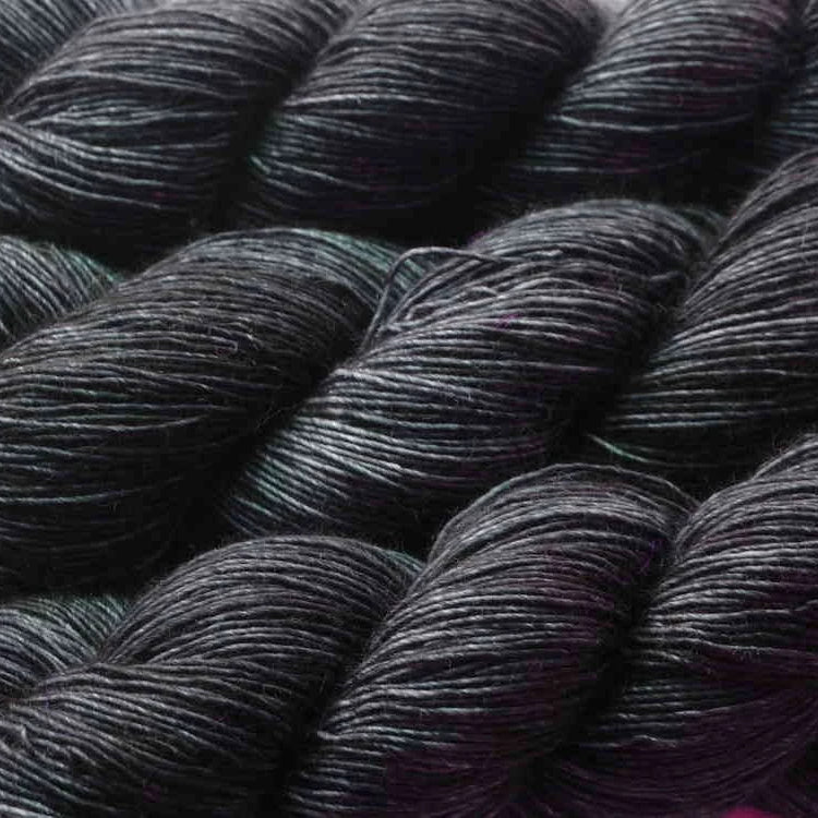 Hedgehog Fibres Skinny Singles Graphite