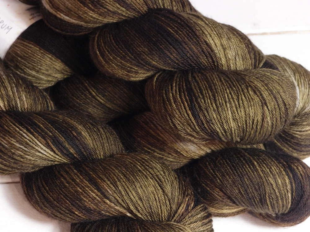 Hedgehog Fibres Skinny Singles Ferrum