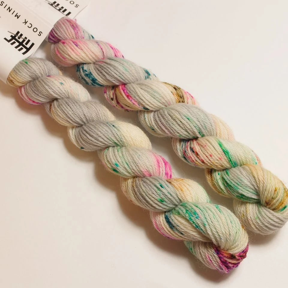 Hedgehog Fibres Sock Minis Echo