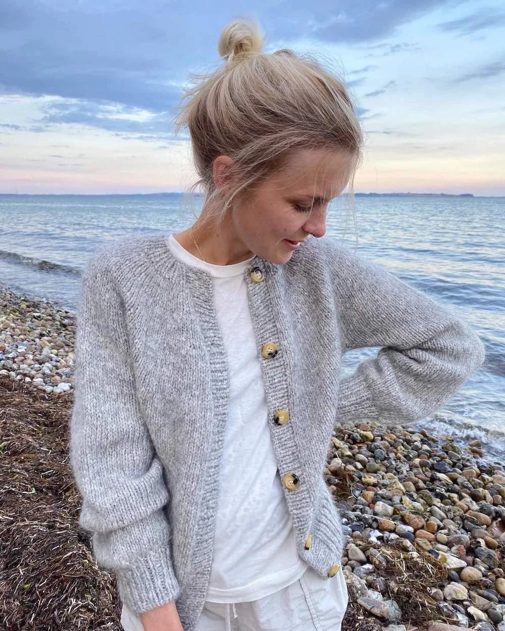 Novice Cardigan - Chunky Edition by PetiteKnit