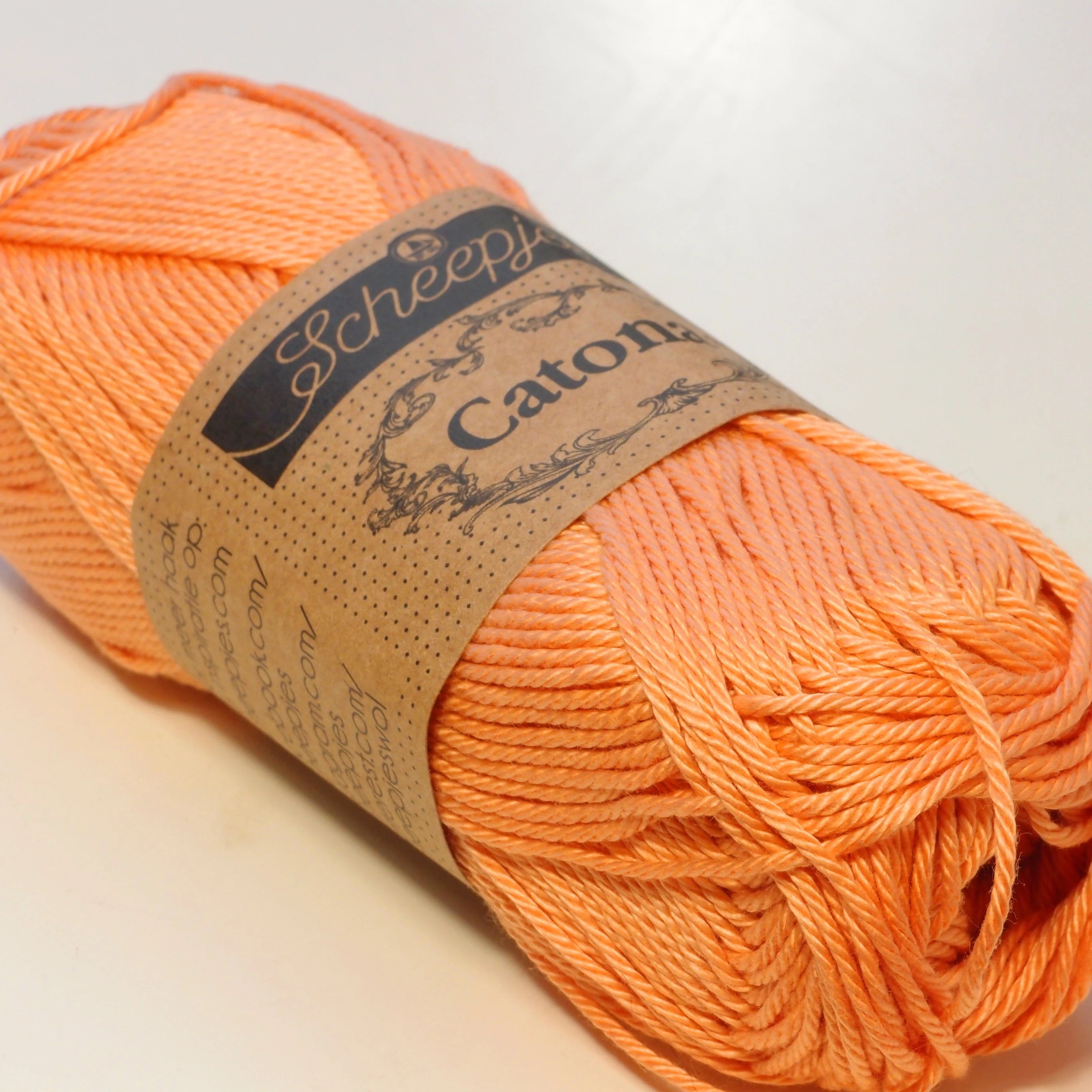 Scheepjes Catona, 524 Apricot, aprikoosi
