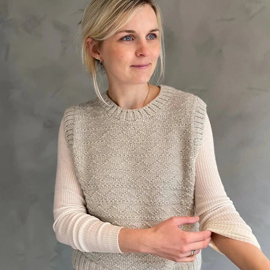 Sille Slipover pattern by PetiteKnit