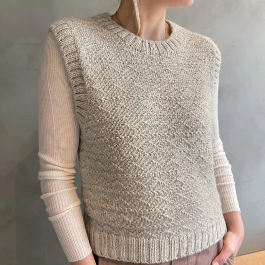 Sille Slipover pattern by PetiteKnit