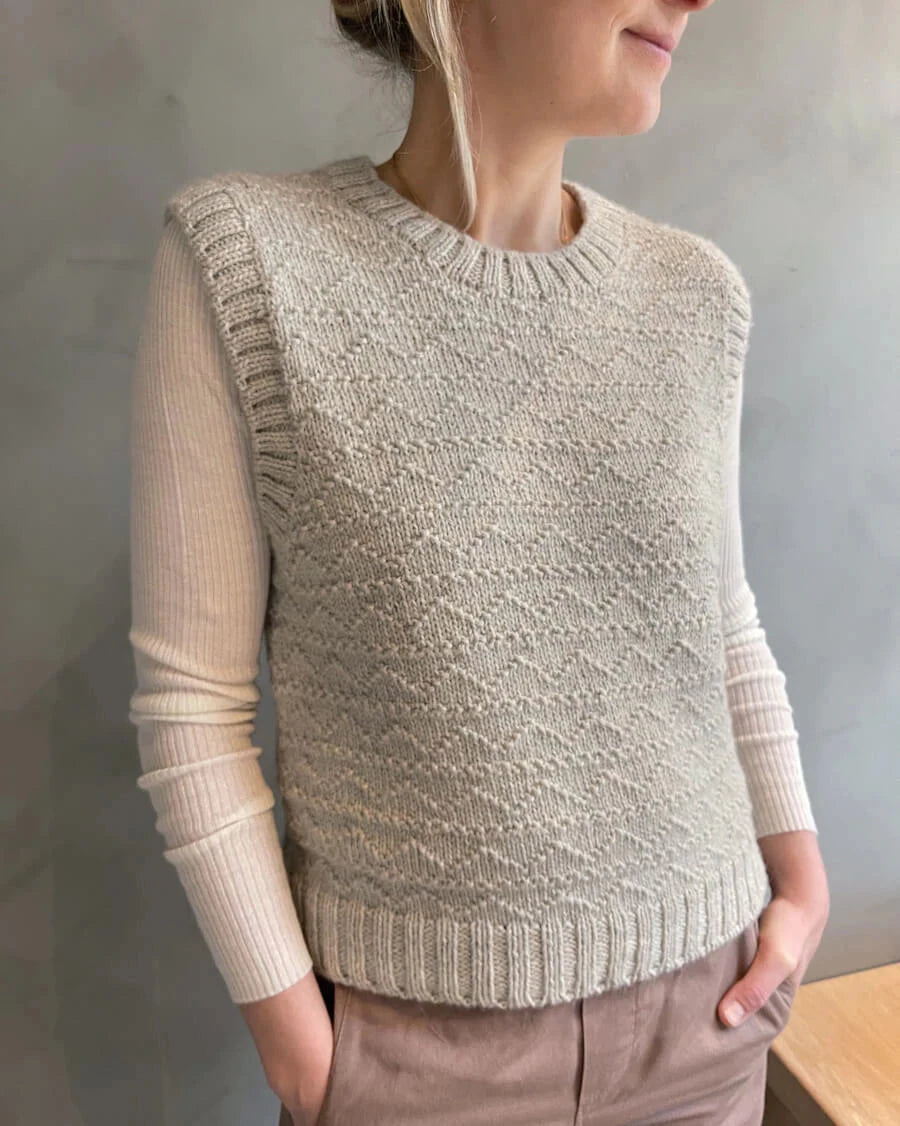 Sille Slipover pattern by PetiteKnit