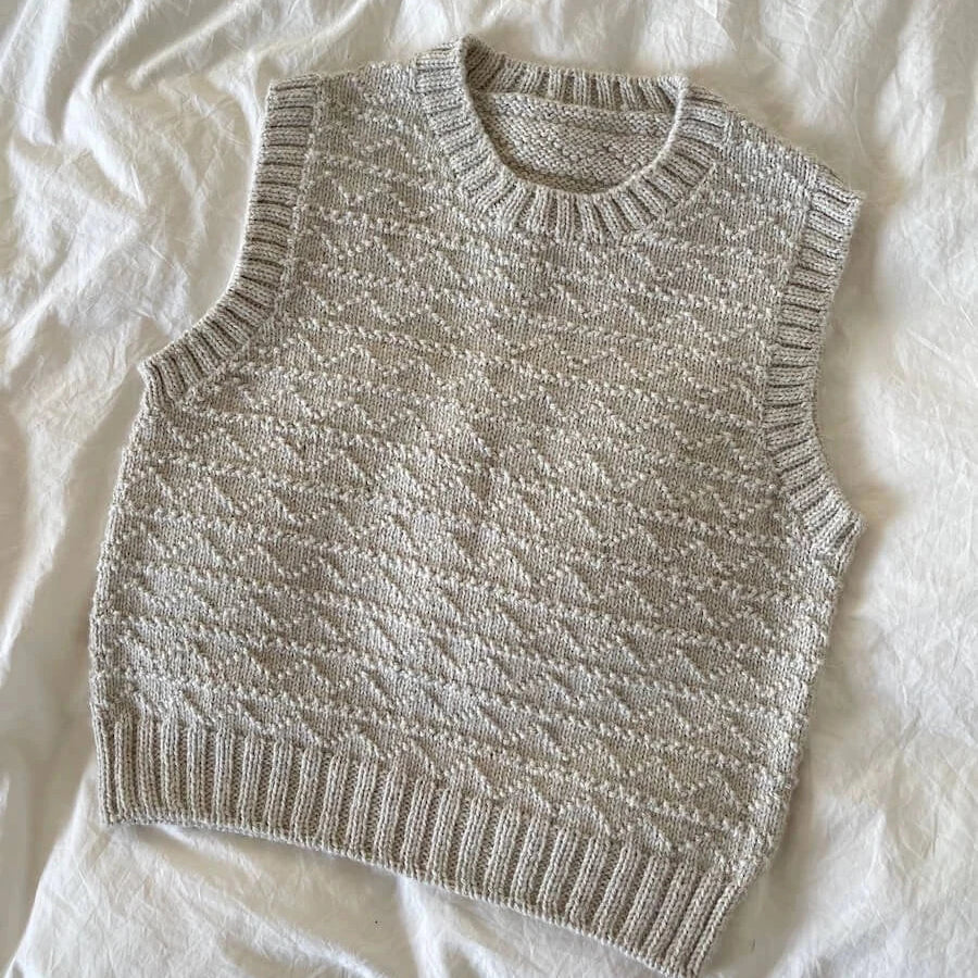 Sille Slipover pattern by PetiteKnit
