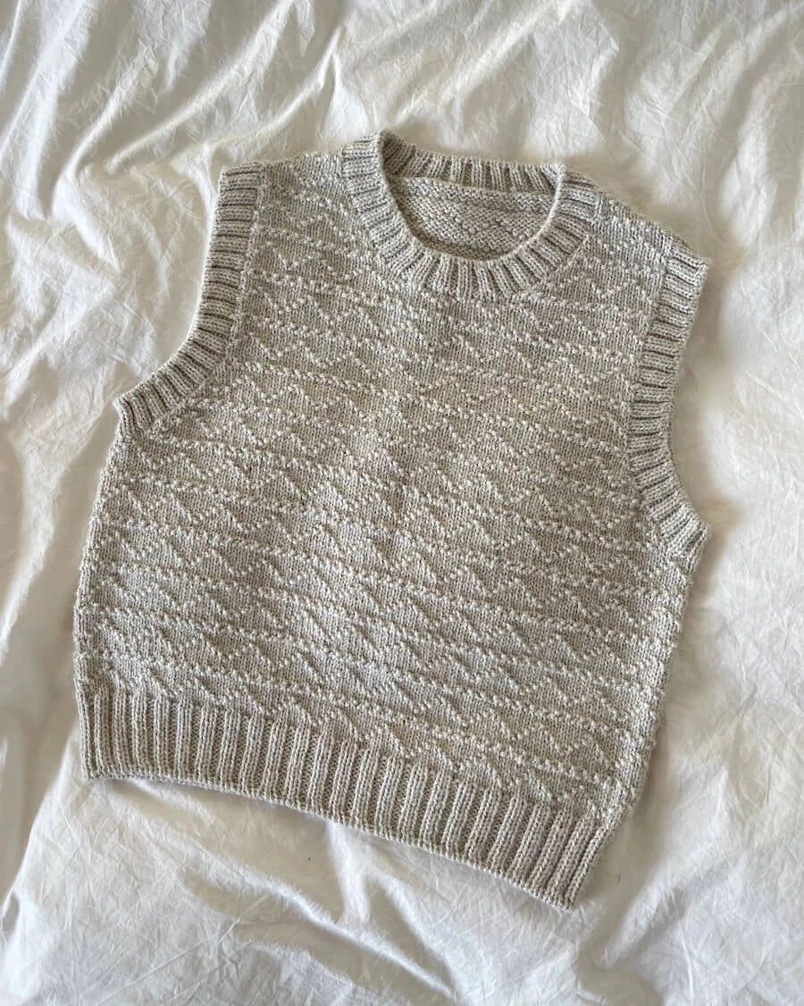 Sille Slipover pattern by PetiteKnit