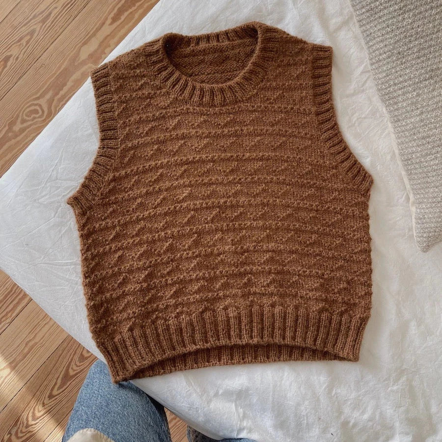 Sille Slipover pattern by PetiteKnit