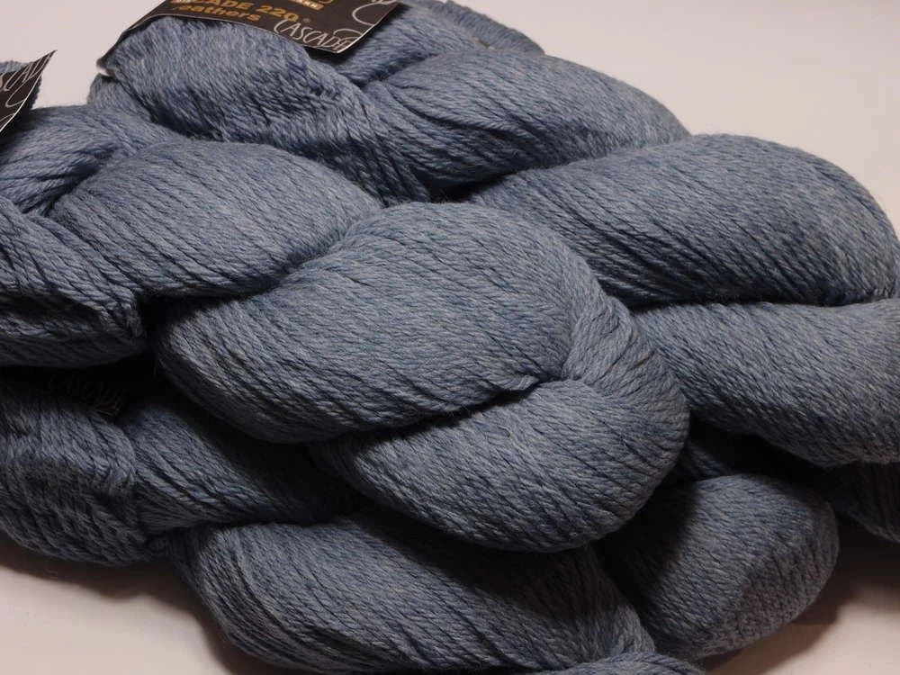 Cascade 220 9325 Westpoint Blue heather