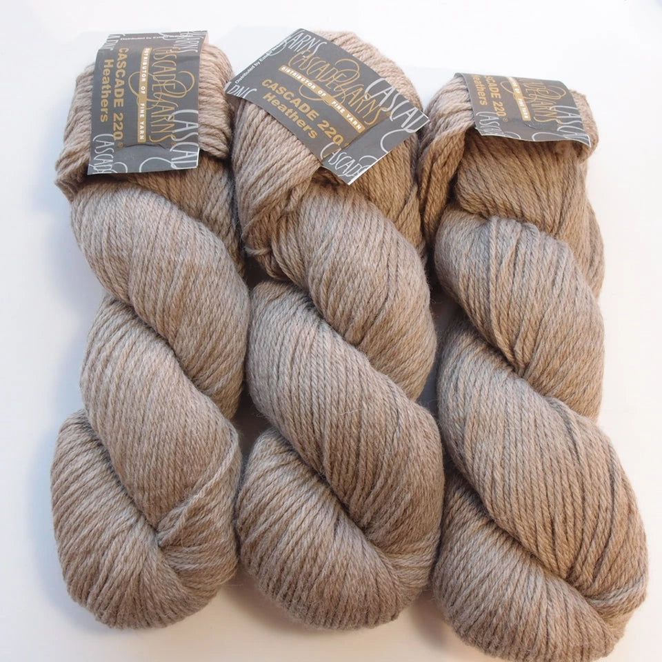 Cascade 220, 8012 DOESKIN HEATHER