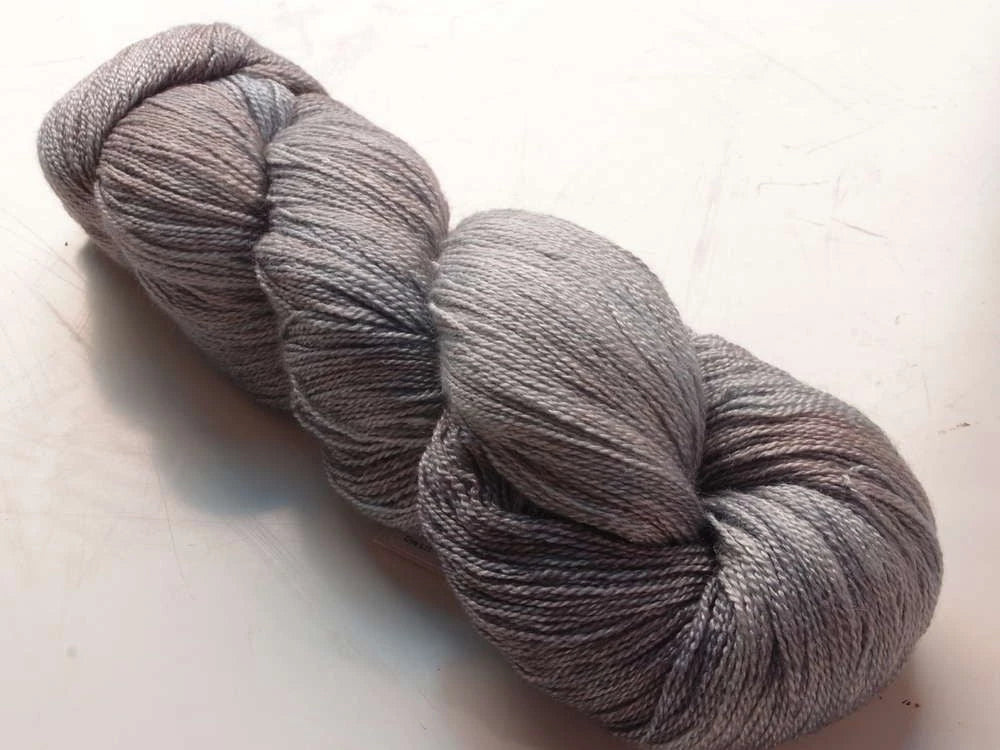 Fyberspates Gleem Lace 714 Pebble Beach