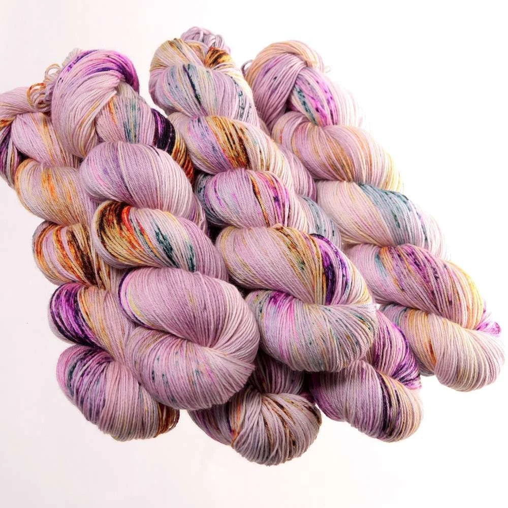 Hedgehog Fibres Skinny Singles Iris