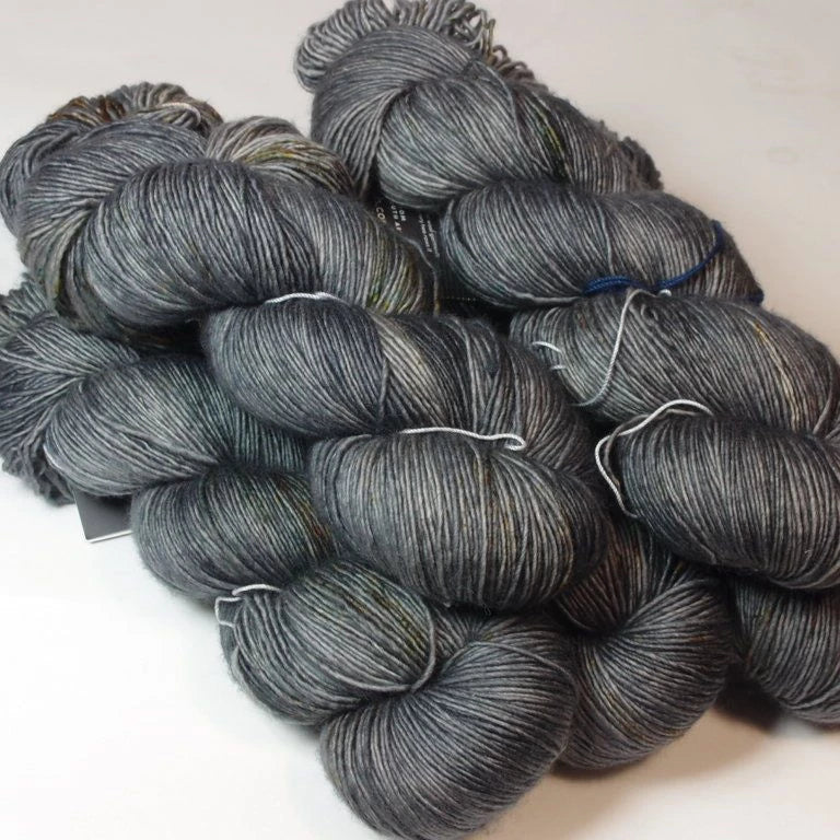 Madelinetosh Tosh Merino Light Black Sea