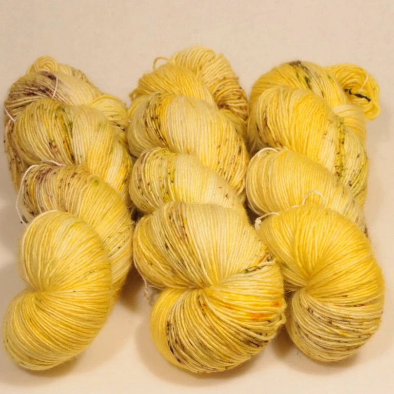 Madelinetosh Tosh Merino Light Daisy