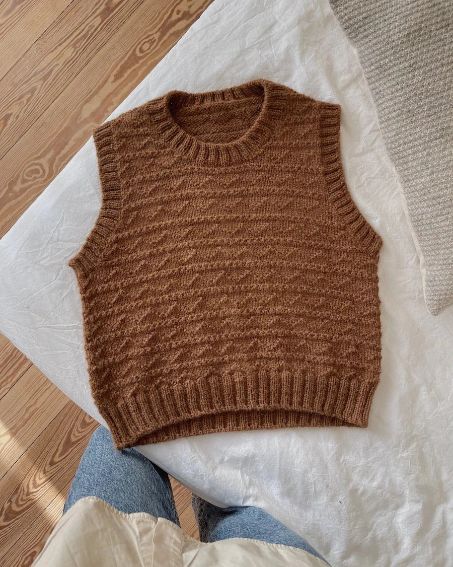Sille Slipover pattern by PetiteKnit