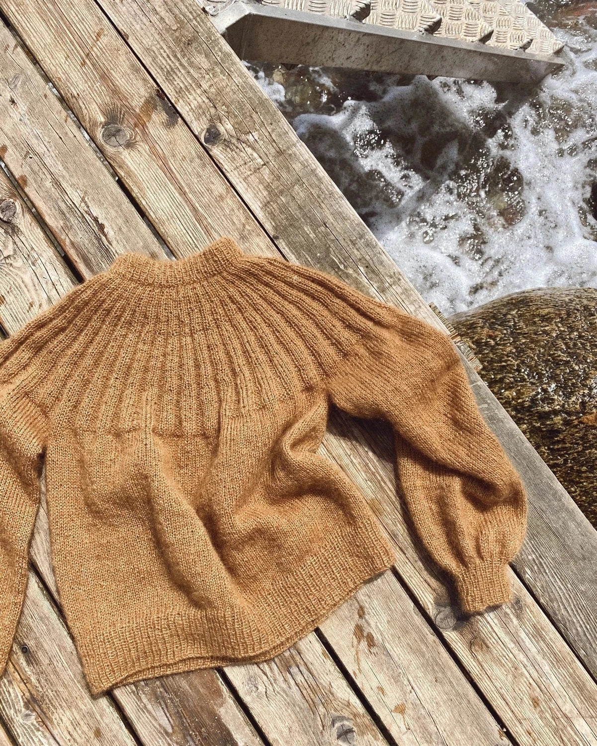 美品『juha』MOHAIR SILT KNIT Sunday sweater by PetiteKnit, No 2 + silk mohair yarn kit